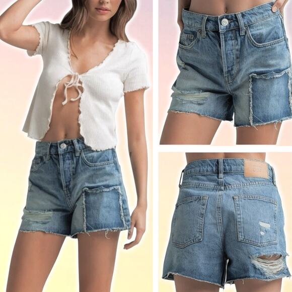 NWT BDG Urban Outfitters Pax Patchwork Denim Short Women's Size 28 Blue - Picture 1 of 5